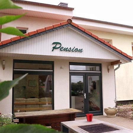 Pension " Zu Den Linden" Trin Trinwillershagen Exterior photo